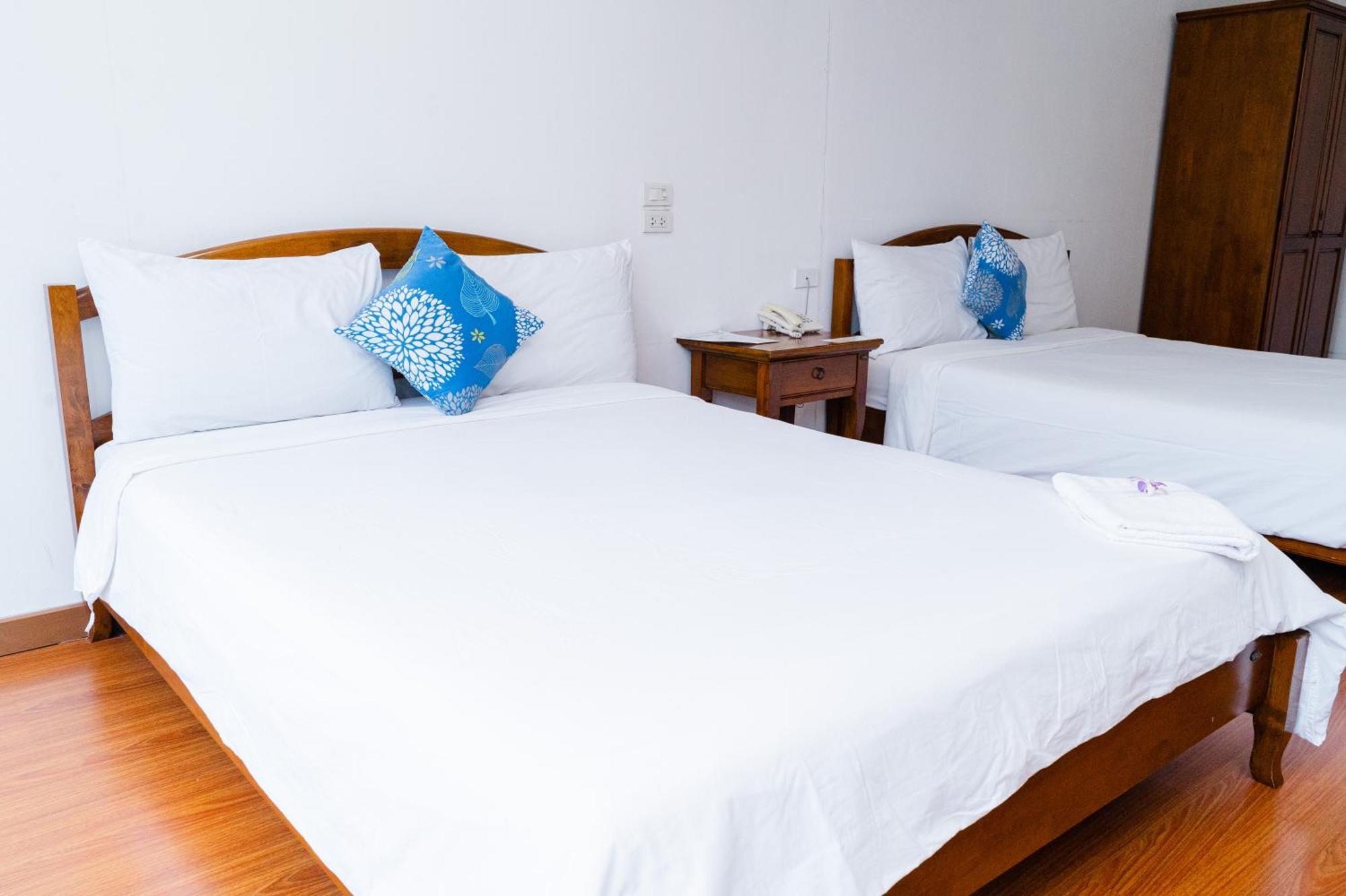 Baan Suan Khun Ta And Golf Resort Ubon Ratchathani Exteriör bild