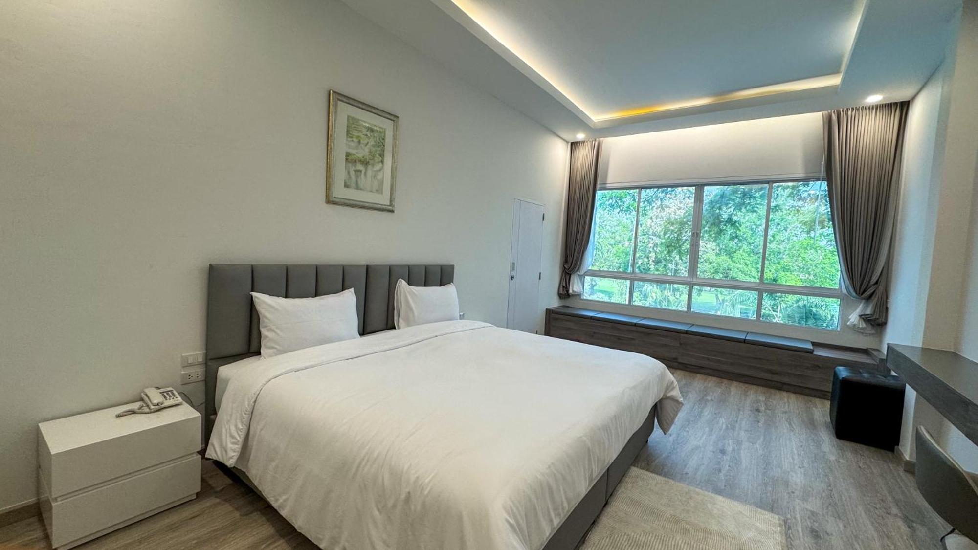 Baan Suan Khun Ta And Golf Resort Ubon Ratchathani Exteriör bild