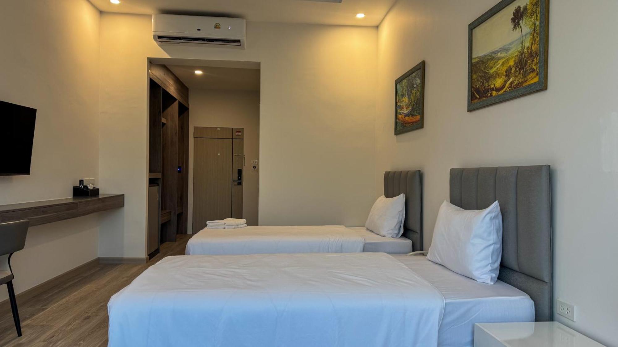 Baan Suan Khun Ta And Golf Resort Ubon Ratchathani Exteriör bild