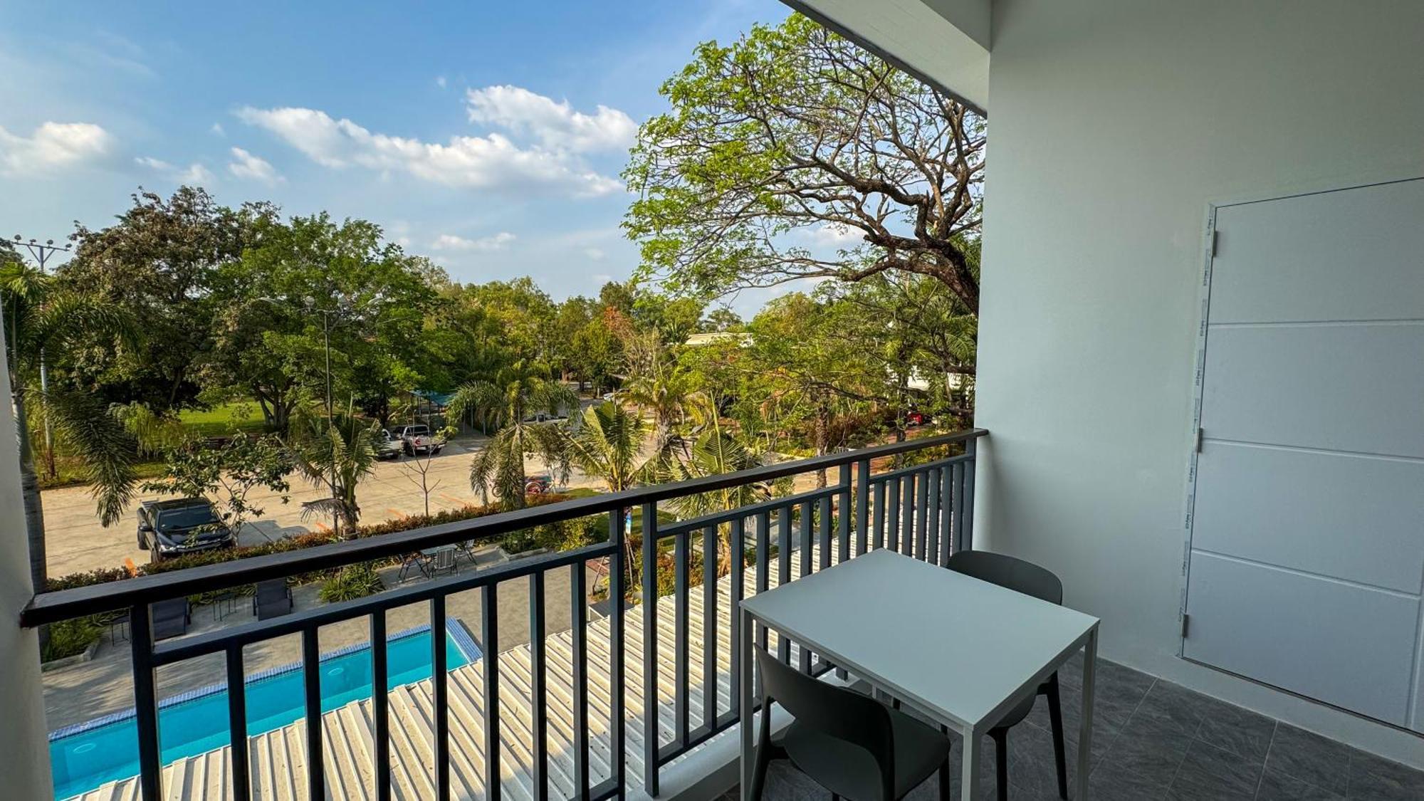 Baan Suan Khun Ta And Golf Resort Ubon Ratchathani Exteriör bild