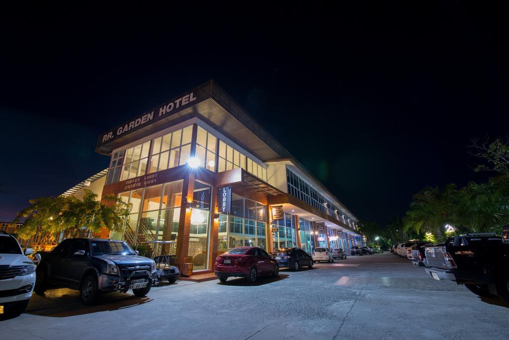 Baan Suan Khun Ta And Golf Resort Ubon Ratchathani Exteriör bild